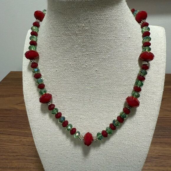 Necklace with Red & Green Faceted AB Crystals with SilverTone Filagree Stations. - Picture 1 of 6
